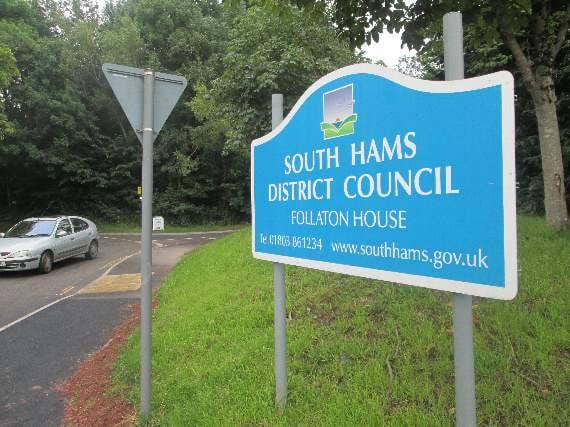 Council holds meeting behind closed doors – despite objections