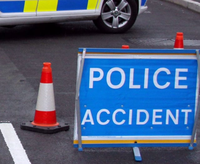 Early morning crash shuts one lane on A38 