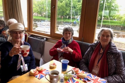 Totnes Dementia Cafe’s Royal celebrations