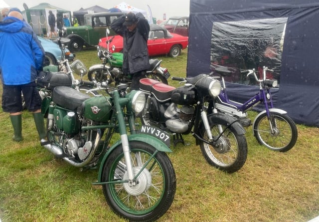 Vintage motorbikes - Yealmpton Show 2024