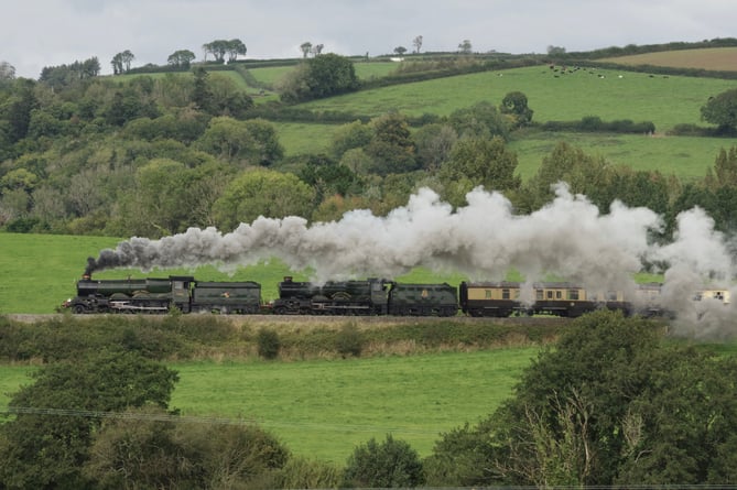 The Mayflower' RailTour headed by 4079 Clun Castle & 5043 Earl of Mount Edgcumbe climbing Rattery Bank heading towards South Brent. - Colin Lennox-Jones