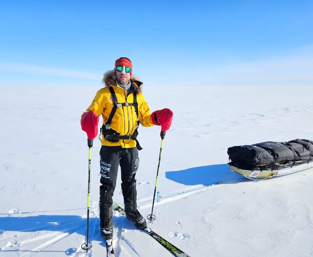 Hunger and pain taking toll on Huntington’s bid to conquer South Pole 