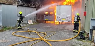 Totnes crew help fight vehicle blaze