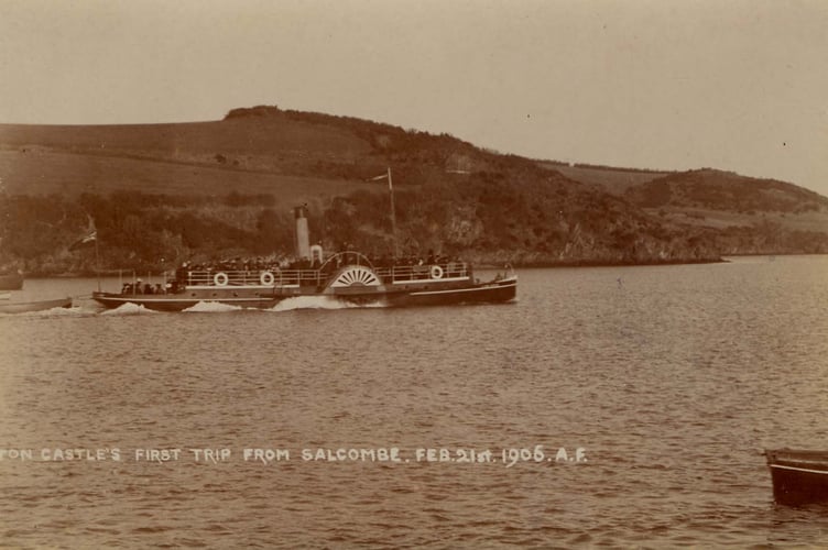 1906 Paddle Steamer Ilton Castle, first trip from Salcombe. In Kingsbridge estuary with a full load of passengers. 